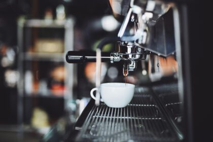 Australian expats infuse UK café scene with laid-back Antipodean flair