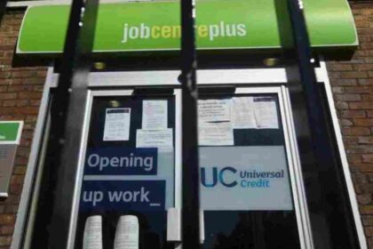 DWP is recruiting even more people to spy on benefit claimants