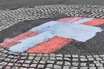 Patriotism is good - but far-right flag-shaggers don't understand that