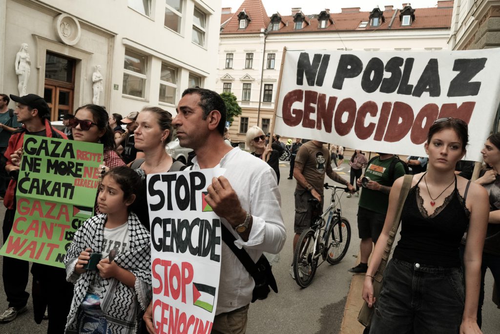 Slovenia: Facilitating the transfer of arms to Israel ‘alarming’ and violates international law