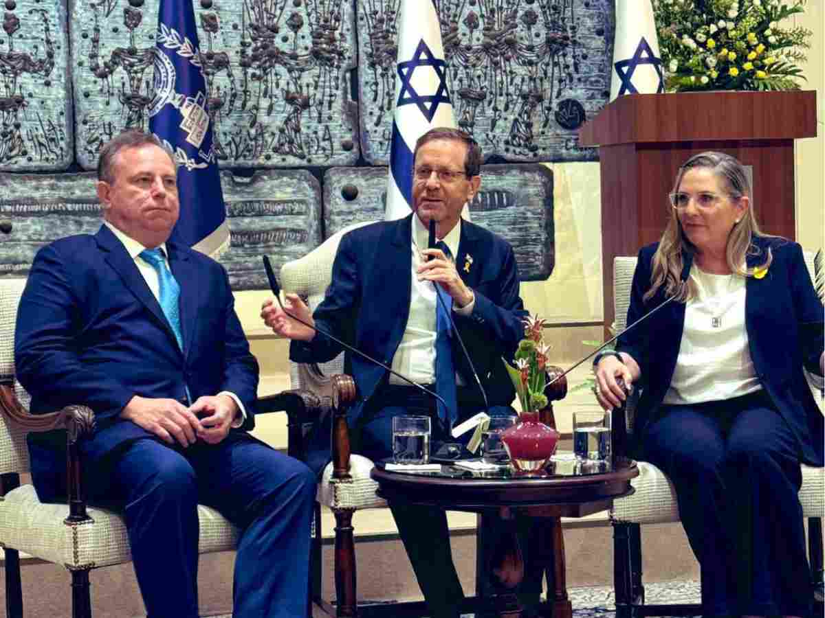 US journalists are currently on an all-expenses-paid tour of Israel