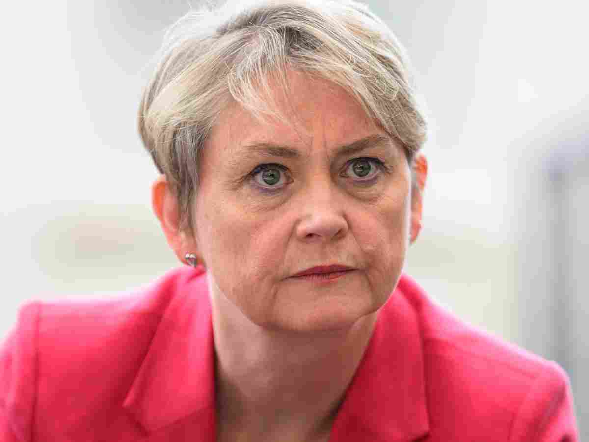 Yvette Cooper facing contempt of court over Observer piece