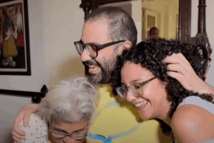 Alaa Abdel Fattah released from prison