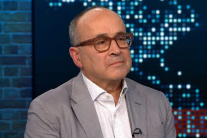 British surgeon exposes Israel's torture, murder of Gaza medics