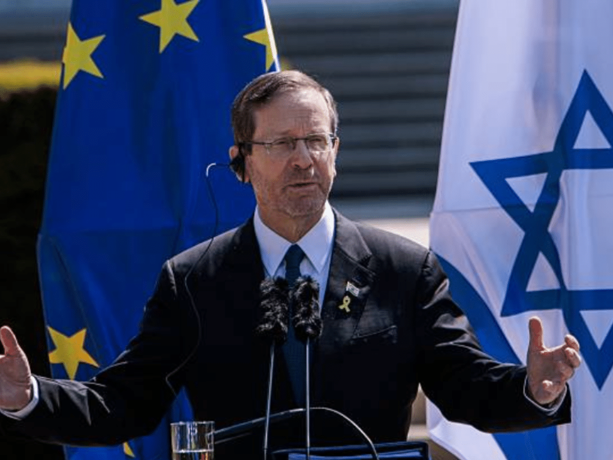 Friends of Al-Aqsa apply to have Herzog arrested