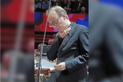Israeli conductor speaks out against Israel's genocide