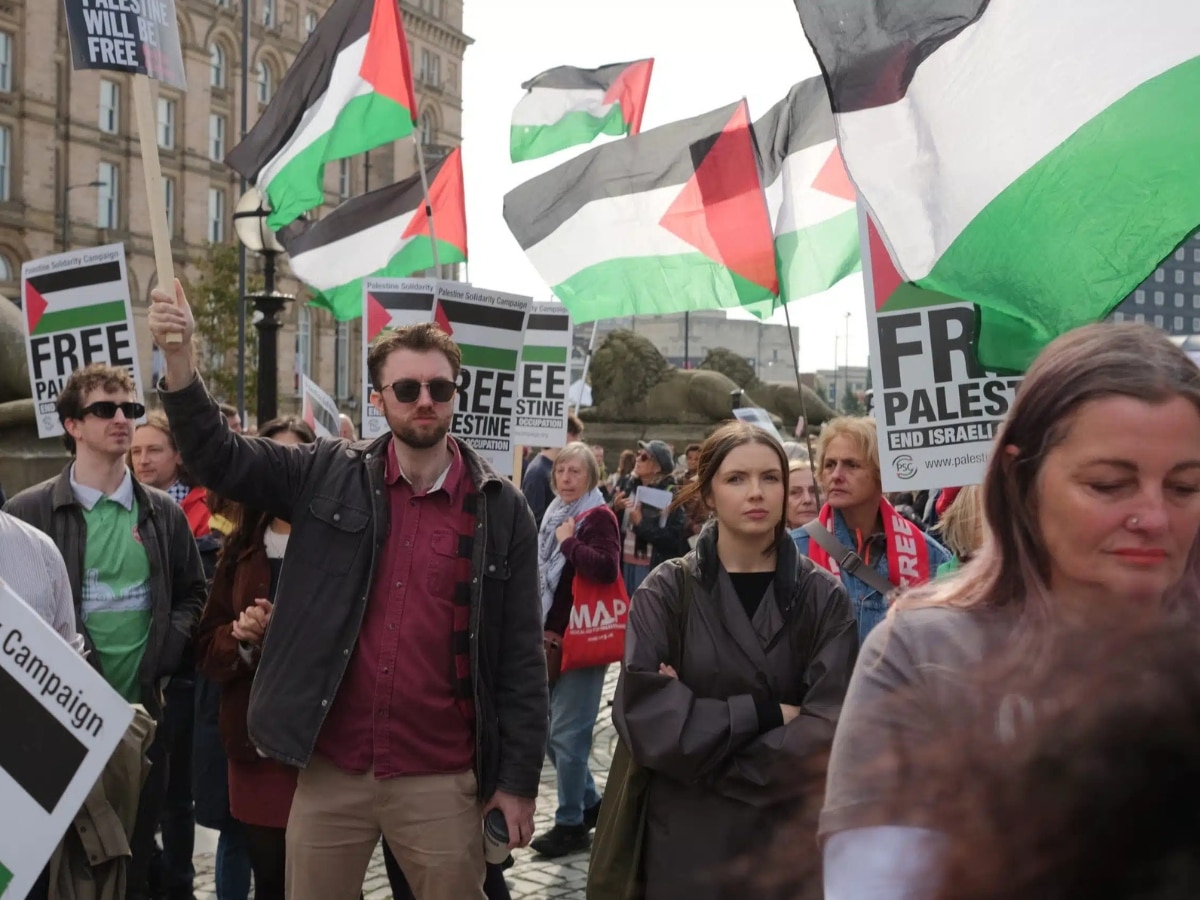 Labour conference sees 30,000 march in Liverpool for Gaza