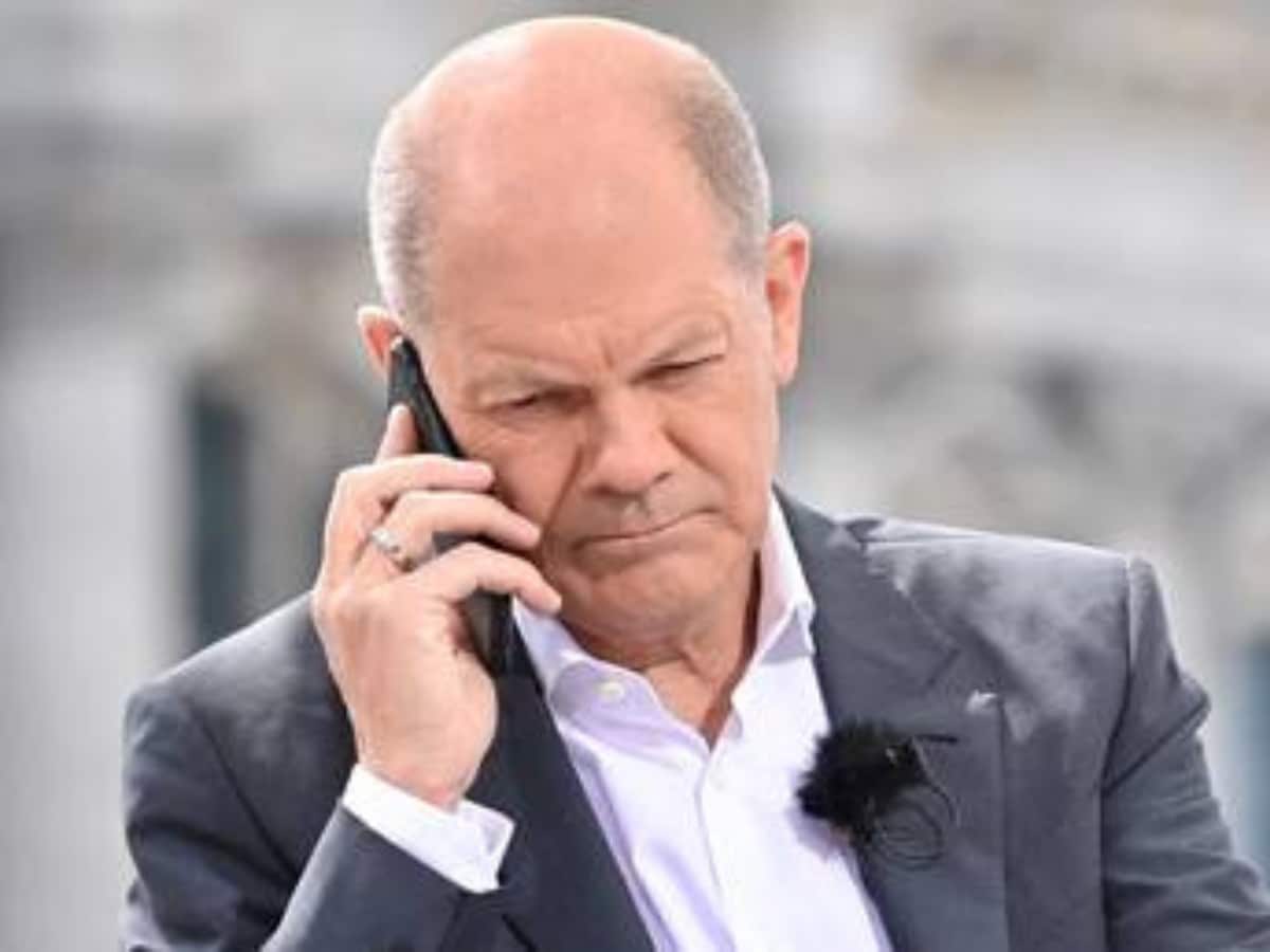 Lawyers file criminal genocide complaint against German figures