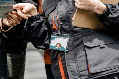 Starmer hits panic button of ID cards