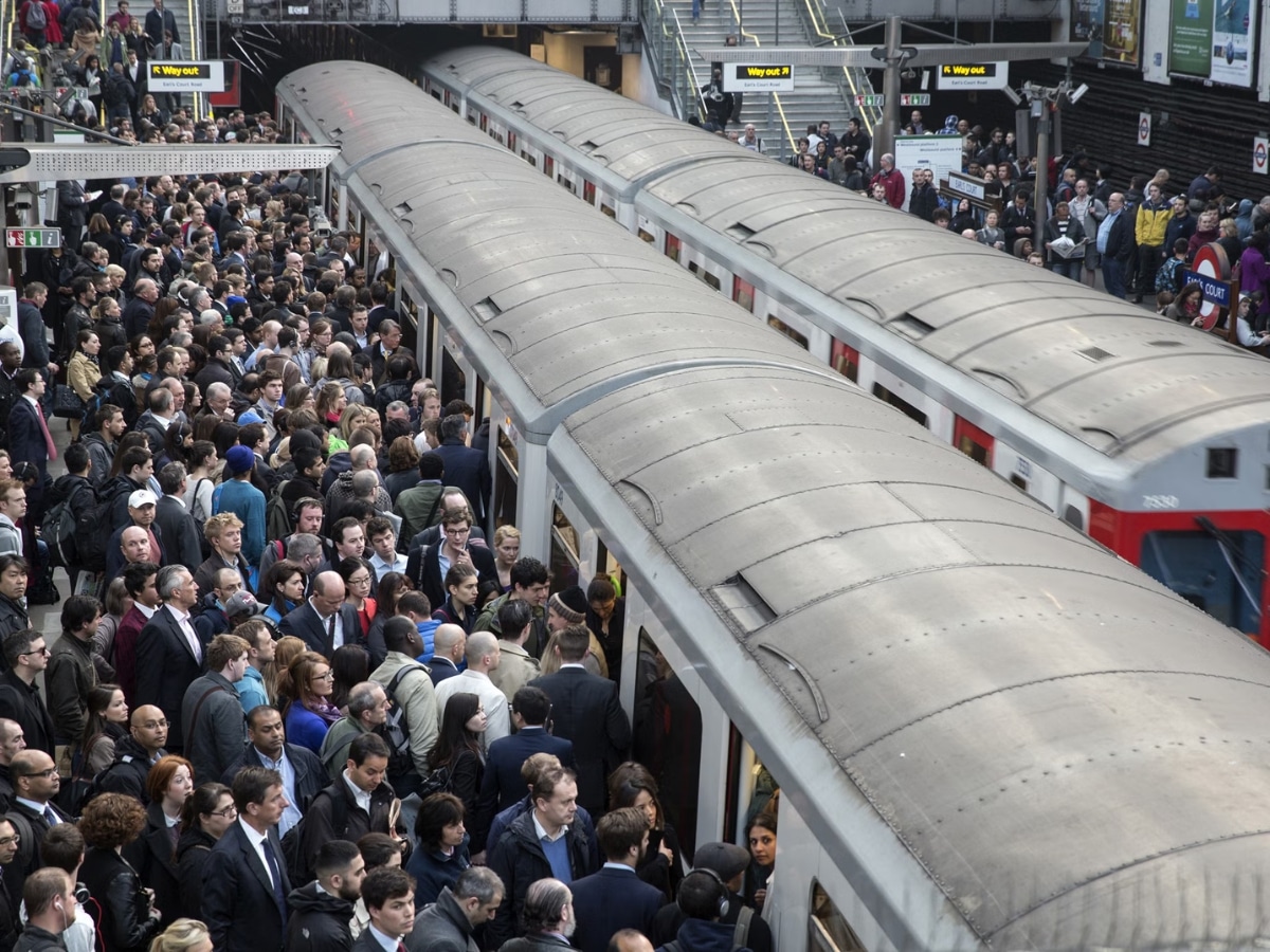 Strikes set to deal £230mn blow to London's transport network