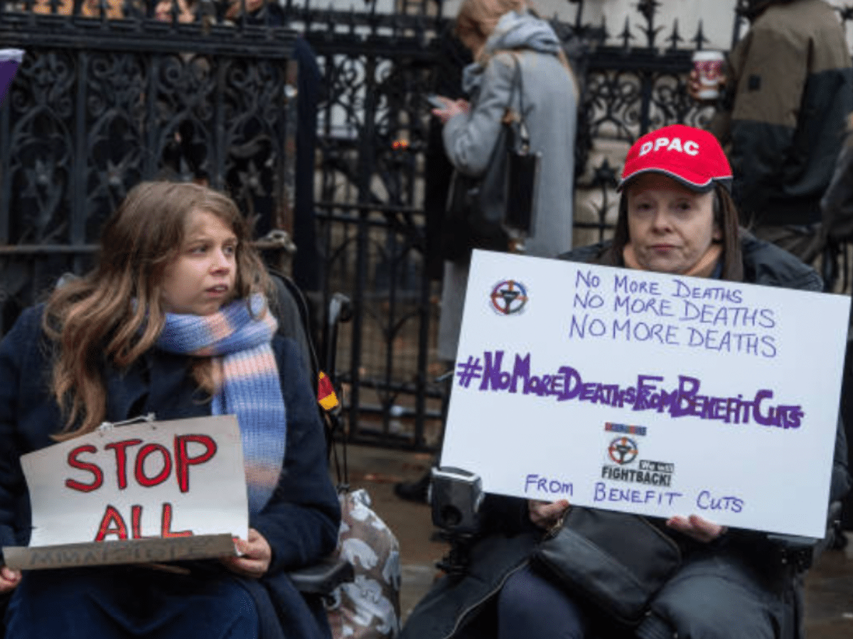 DWP plan to use force on claimants scrapped