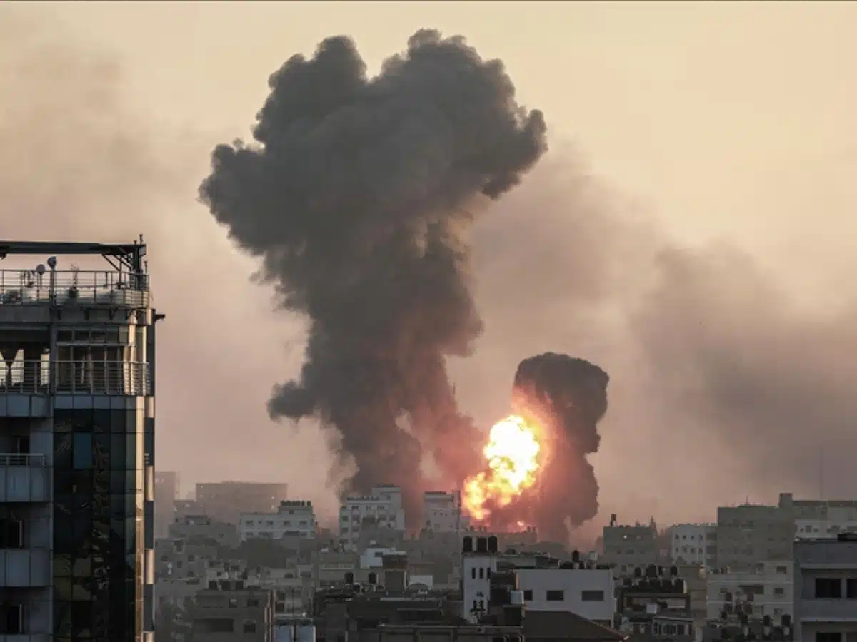 Israel abducts at least 24 Palestinians near Rafah, Gaza