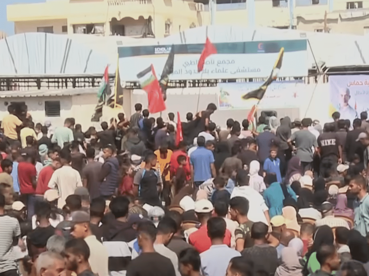 Israel hands over hostages showing signs of torture