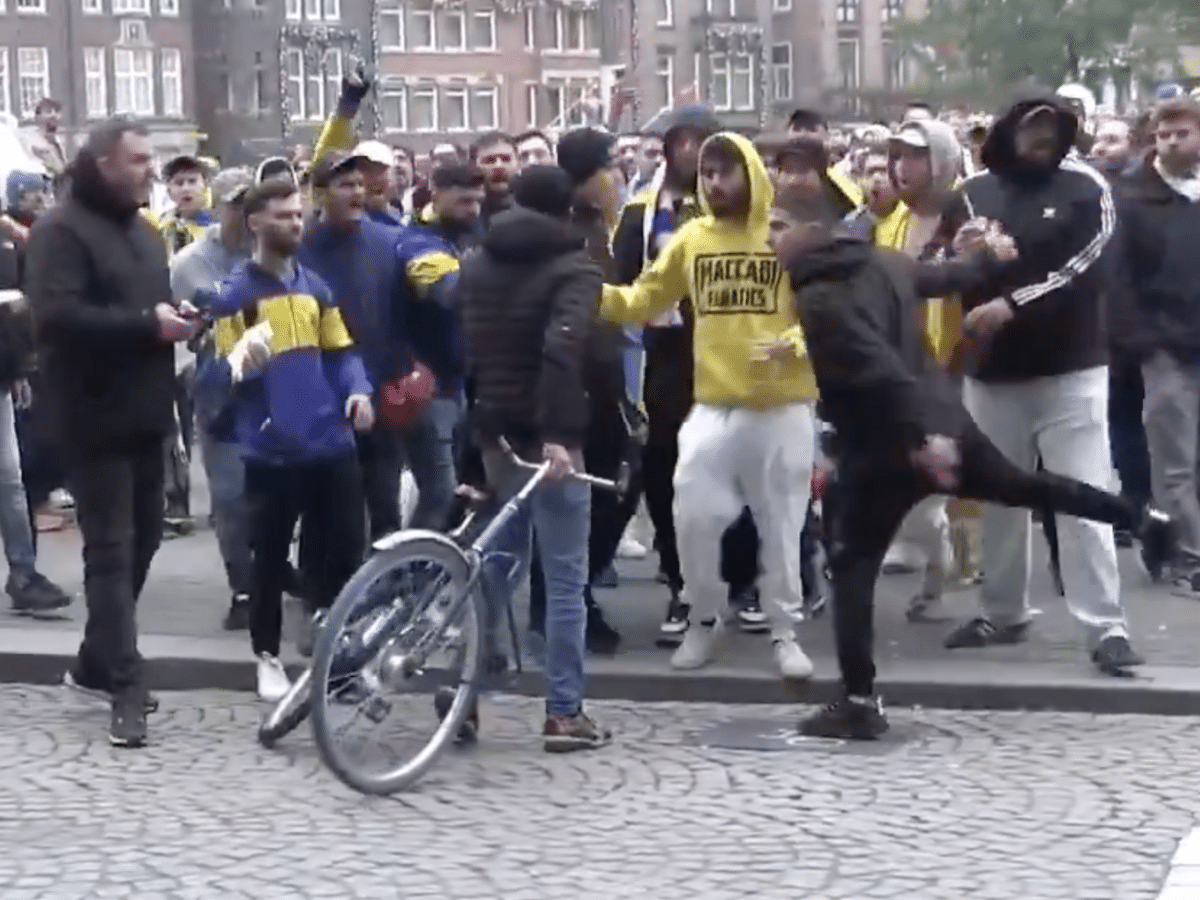 Israel hooligans prioritised over UK police and residents