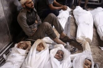 Israel massacres 11 members of the same family in Al-Zaytoun