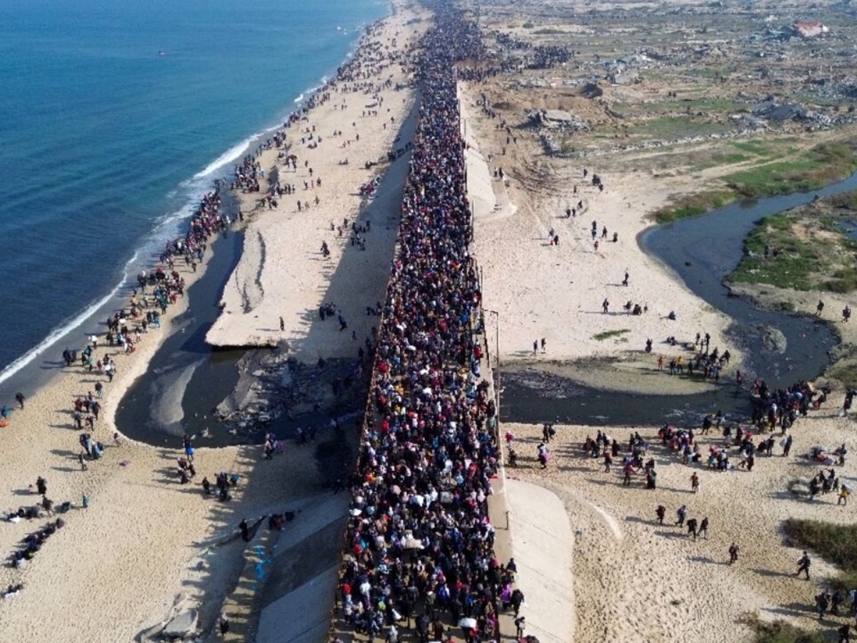Israel shuts Al-Rashid Coastal Road, separating north/south Gaza