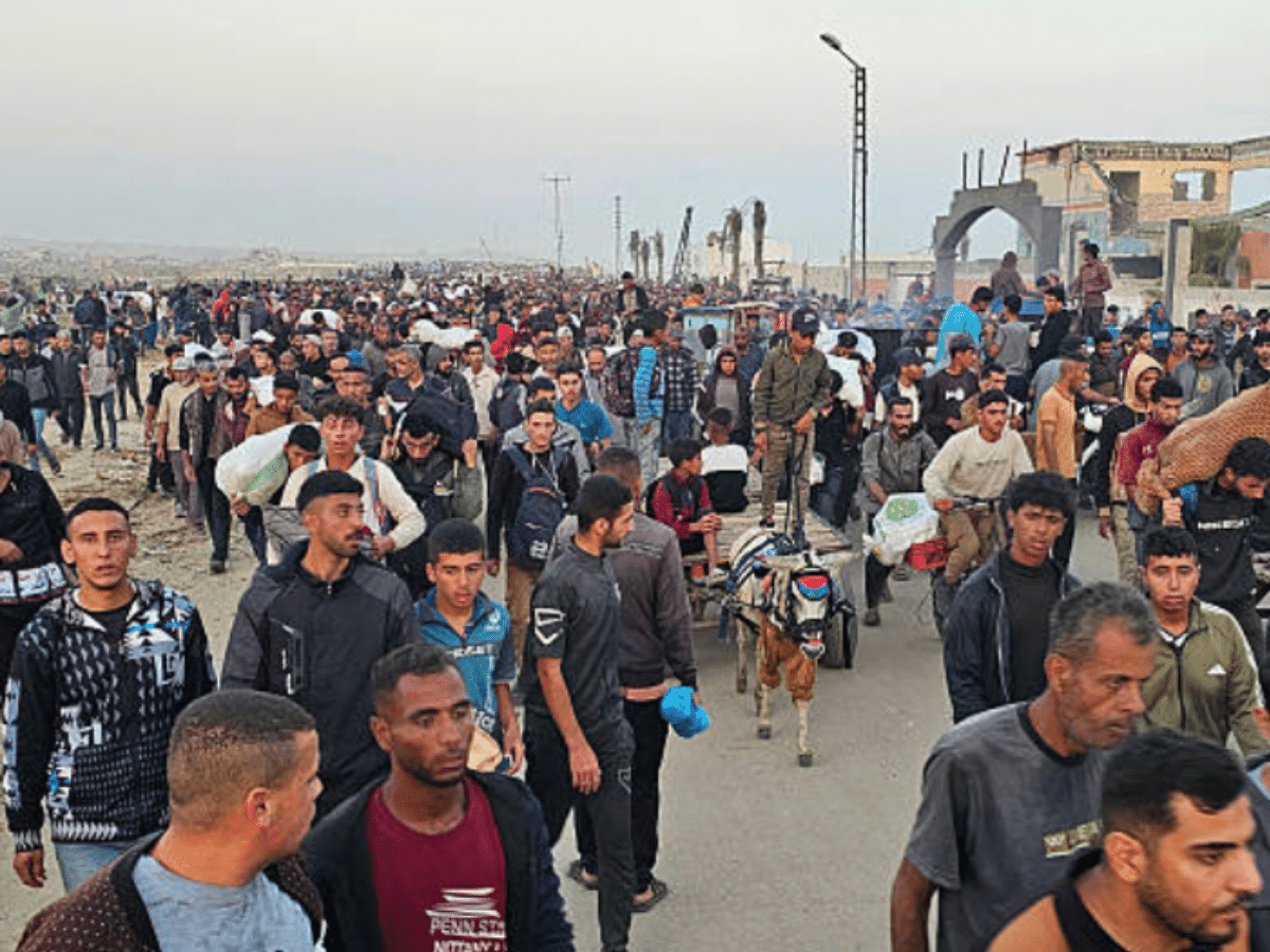 Israel throttles aid allowed into Gaza