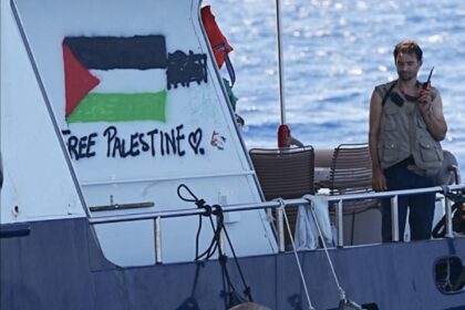 Lawyers Without Borders supports flotilla over Italy, Spain