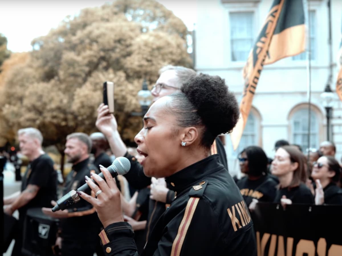 Met silent as 'King's Army' accused of breaching anti-fascism laws