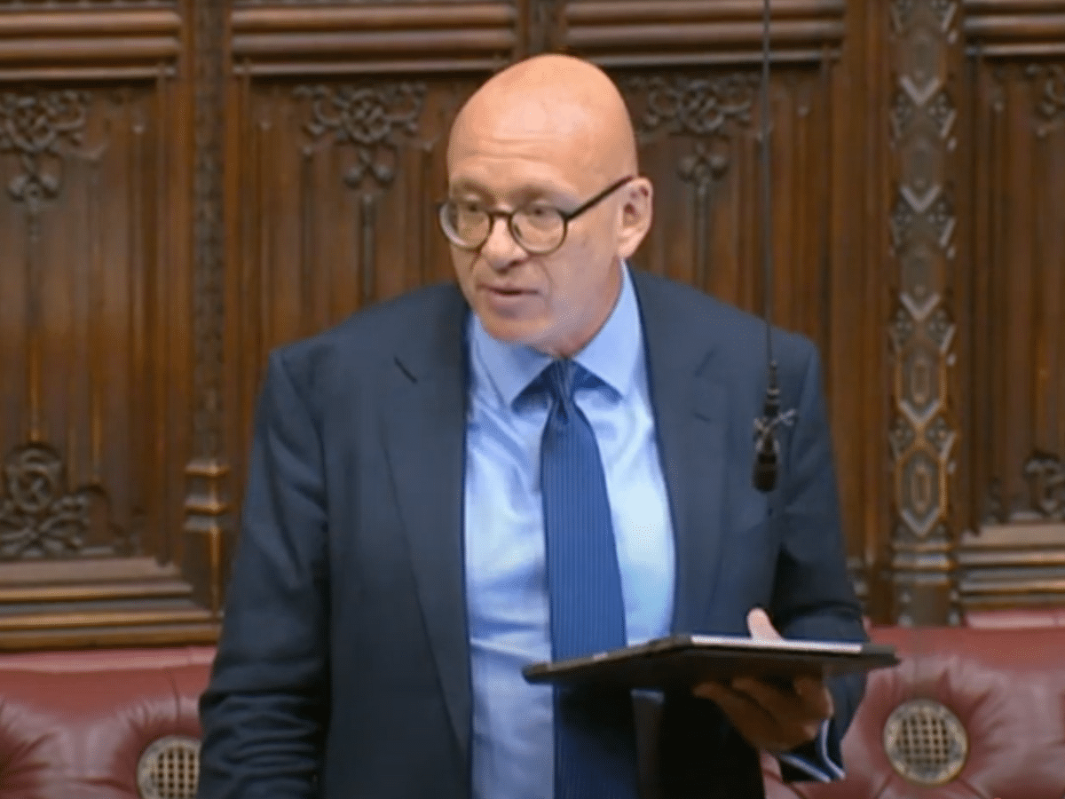 Tory peer Kneecaps himself with ludicrous terror trial complaints