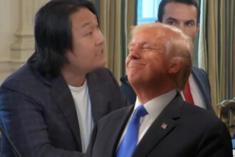 Trump-backed US 'journalist' group threatens to 'take out' antifa