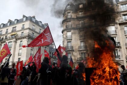 new day of nationwide strikes in France maintains pressure on PM