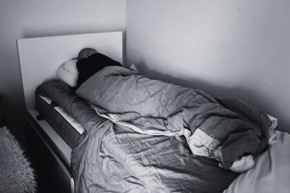 A man is rapidly being brain-damaged as doctors don't believe him