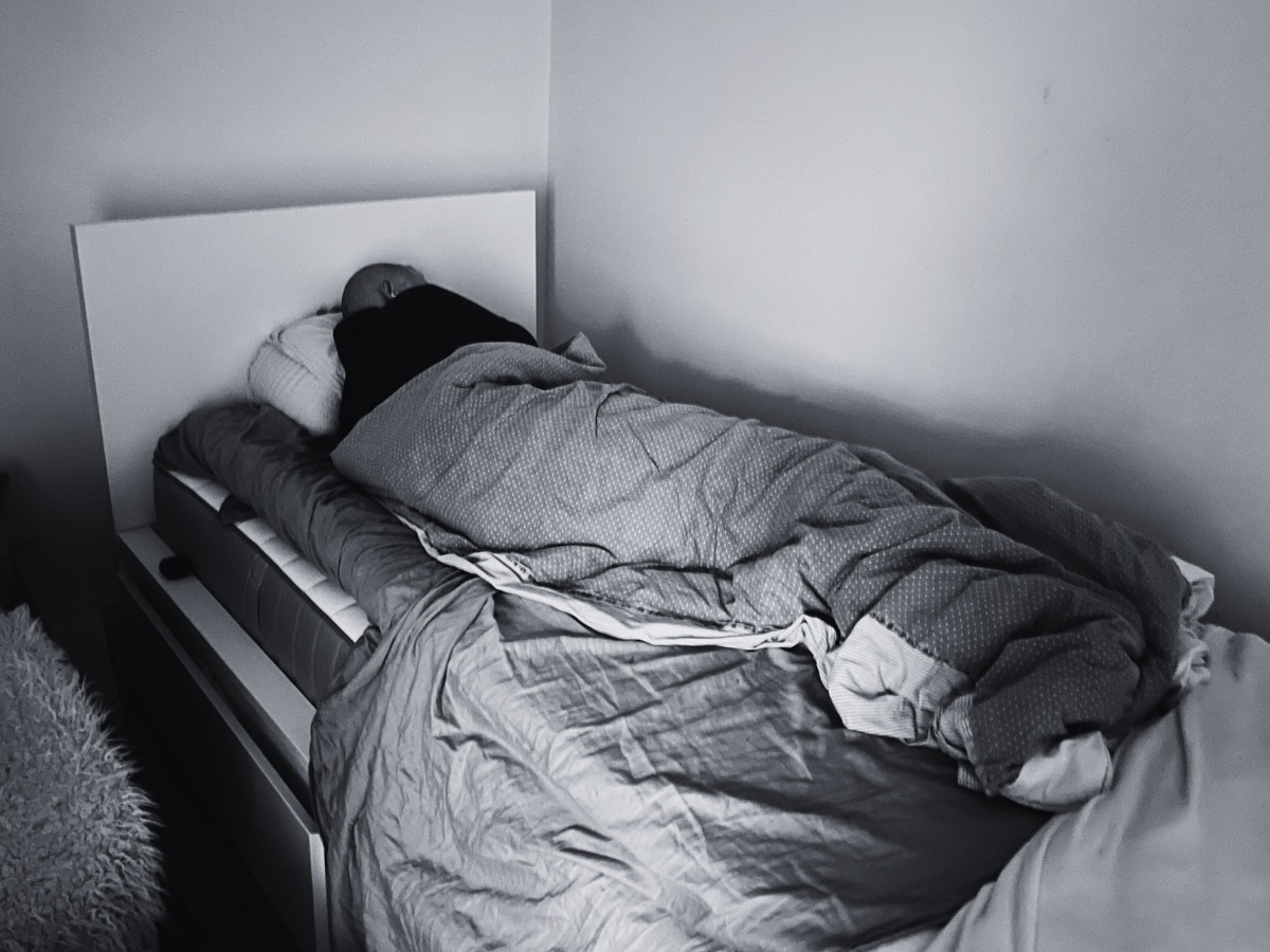 A man is rapidly being brain-damaged as doctors don't believe him