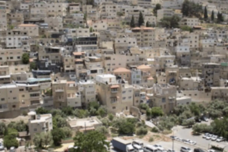 East Jerusalem evictions: Israel removes Palestinian families