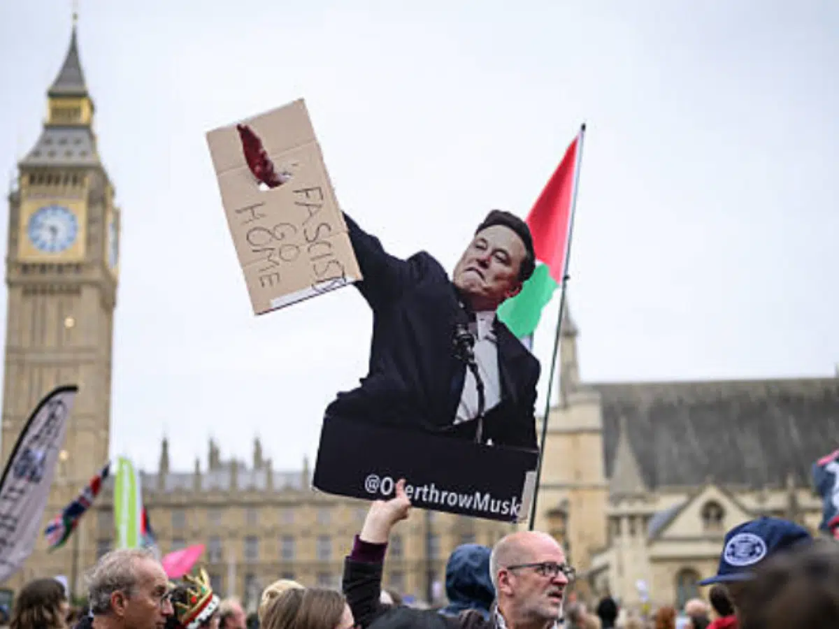 Elon Musk's trillionaire deal only spells disaster