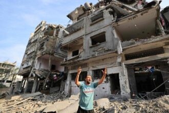 Gaza residents live in 20,000 homes threatened with collapse