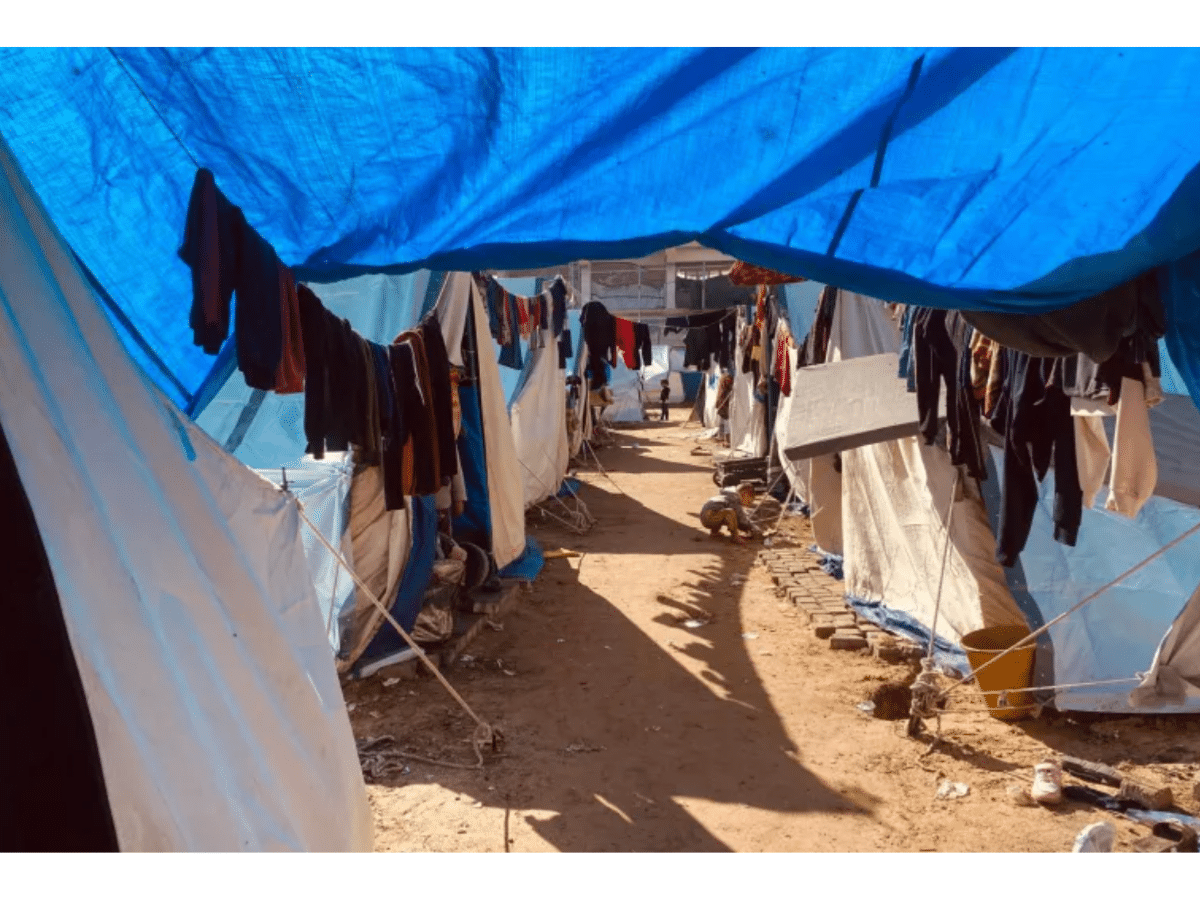 Gazans defiantly rebuild their homes