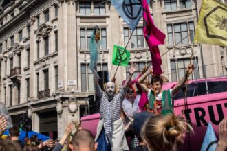 Global: How human rights defenders can pushback against their criminalization