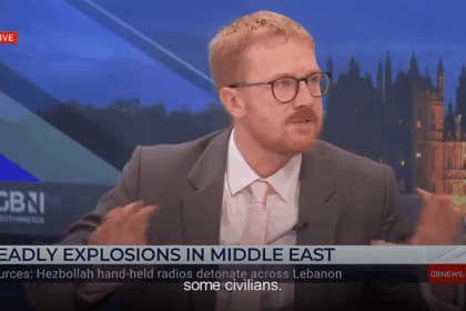 Green-defector Russell-Moyle sides with Israel