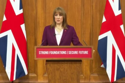 Rachel Reeves called 'clueless' following 'panicked' speech