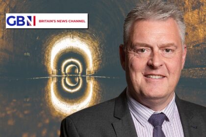 Smug Reform MP defends racist network which employs him