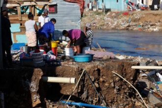 South Africa: Government is failing millions of people trapped in informal settlements and impacted by the climate crisis – new report