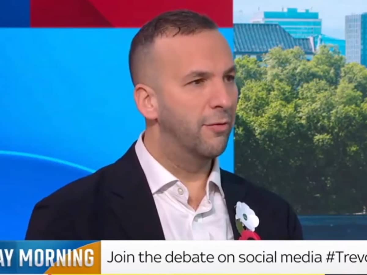 Zack Polanski roasts Labour and says 'no' to raising income tax