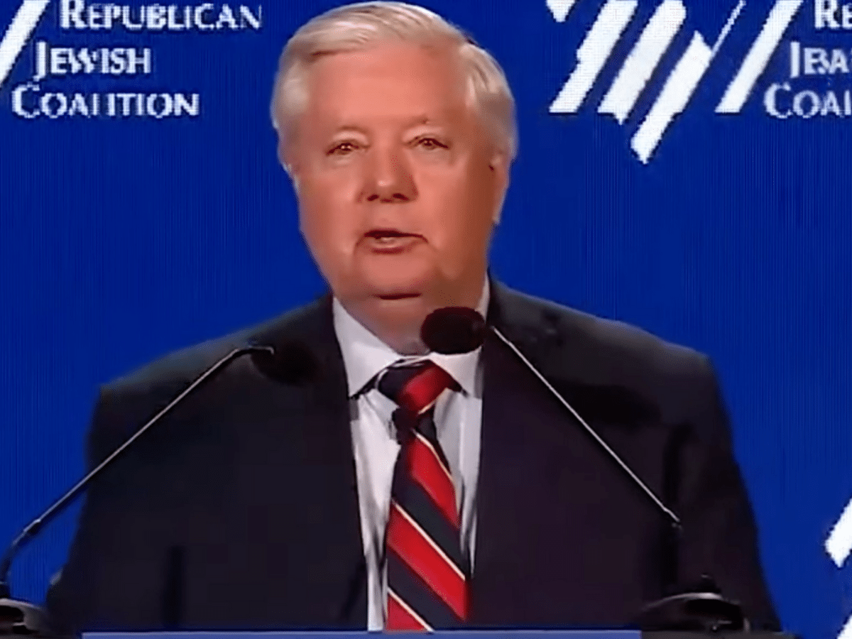 Zionist senator Lindsey Graham mouths off again