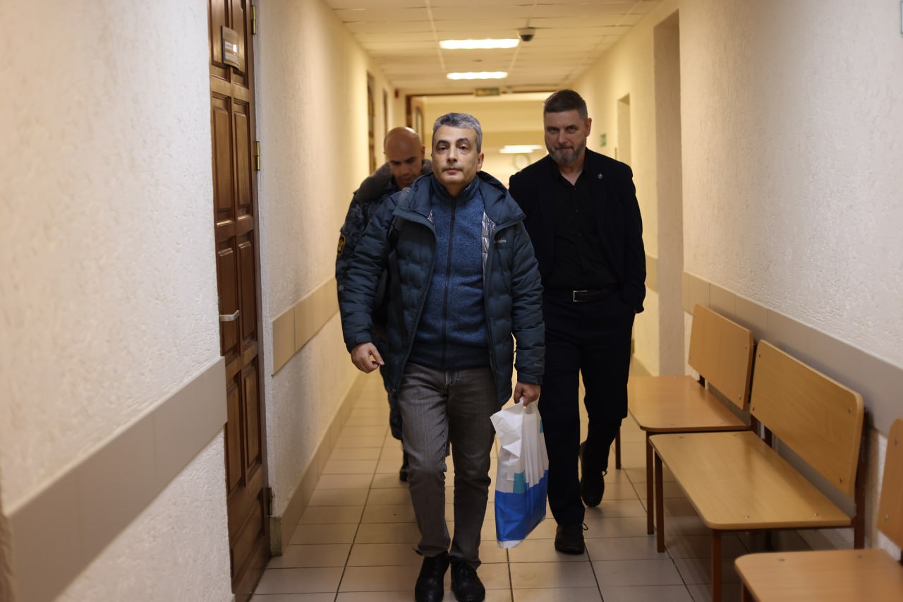 Russia: Authorities step up criminal reprisals against anti-war Yabloko party