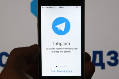 Russia: “Slowing down” of Telegram messaging app another blow for freedom of expression