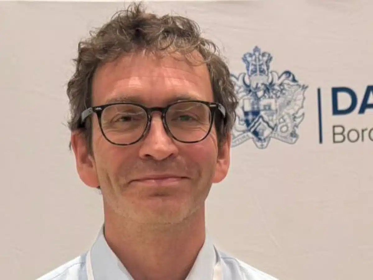 Reform councillor gets battered by Greens in anti-trans motion