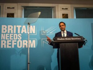 Read more about the article Reform racist Yusuf wants to ban Sikhs fulfilling their religion