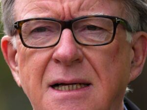 Read more about the article Mandelson and the missing messages