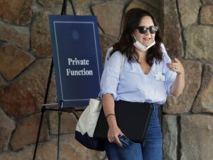 Read more about the article Weiss set to run CNN after trashing CBS for Israel
