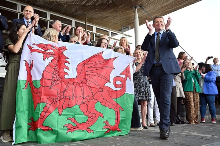 Read more about the article Plaid Cymru, SNP mark 10 years of Brexit with pro-EU messages