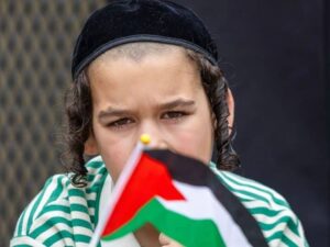 Read more about the article Jewish anti-Zionist group condemns selling of illegal settlements in UK synagogues
