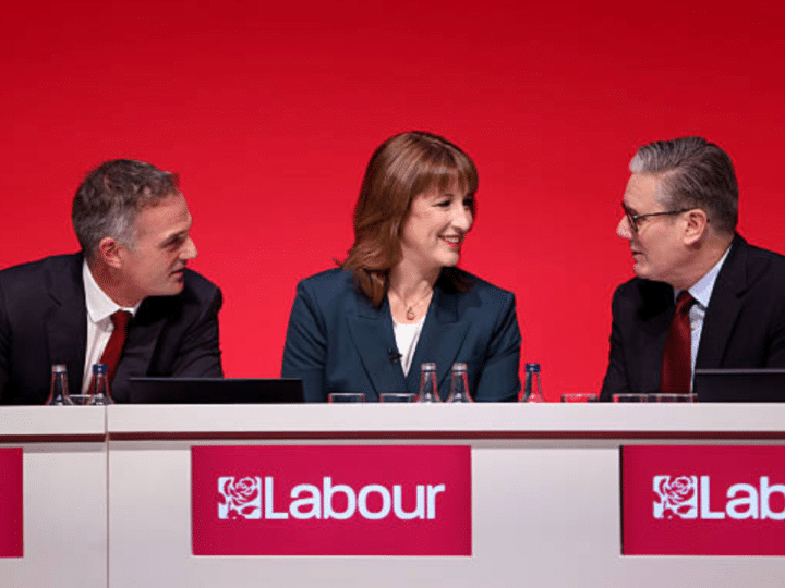 Read more about the article Starmeroid MP left red-faced as Gaza email prosecution collapses