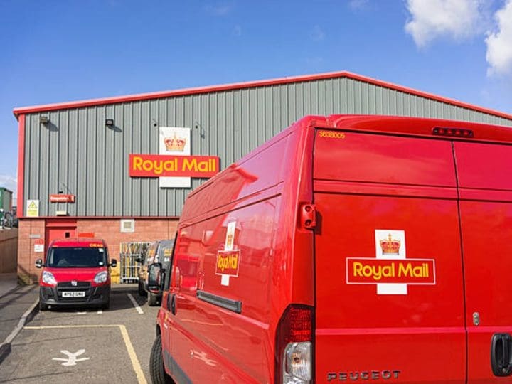 Read more about the article Bosses at beleaguered Royal Mail’s parent company see doubled pay and bonuses