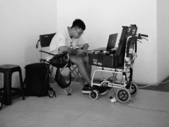 Read more about the article Campaigners warn Starmer’s social media ban will harm disabled kids